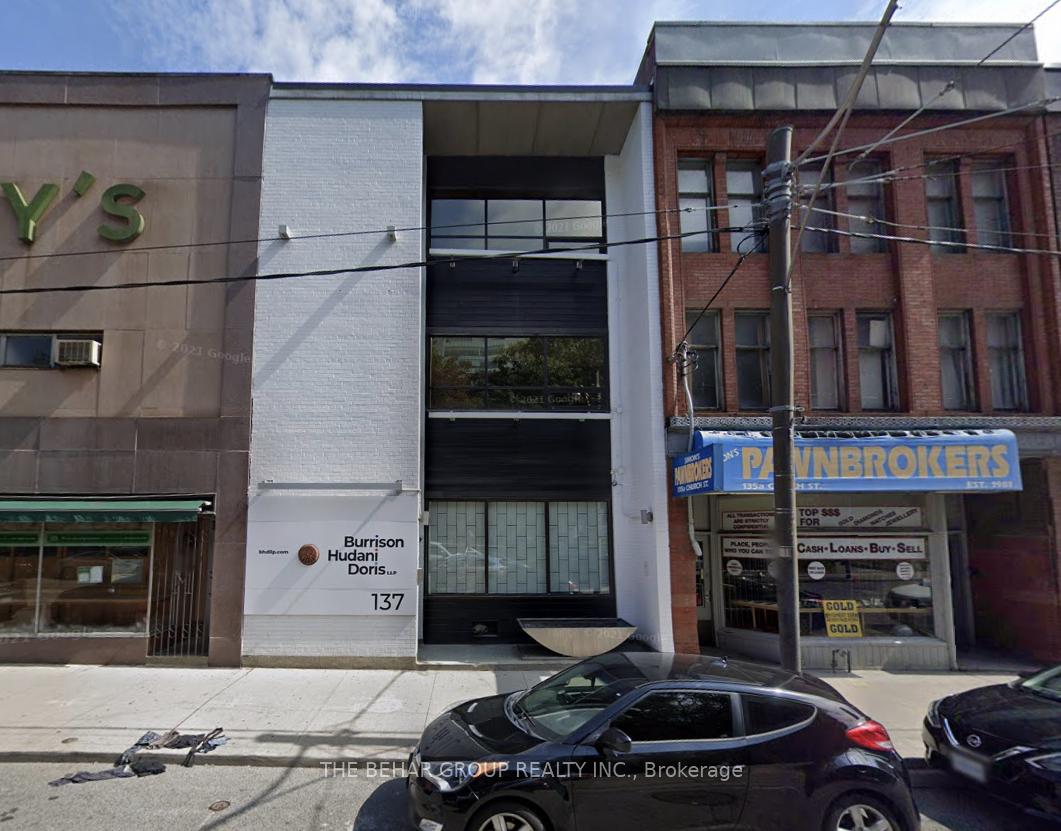 137 Church Street, Toronto, On M5b 1y4