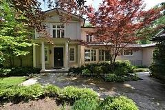 7 Valleyanna Drive, Toronto, On M4n 1j7