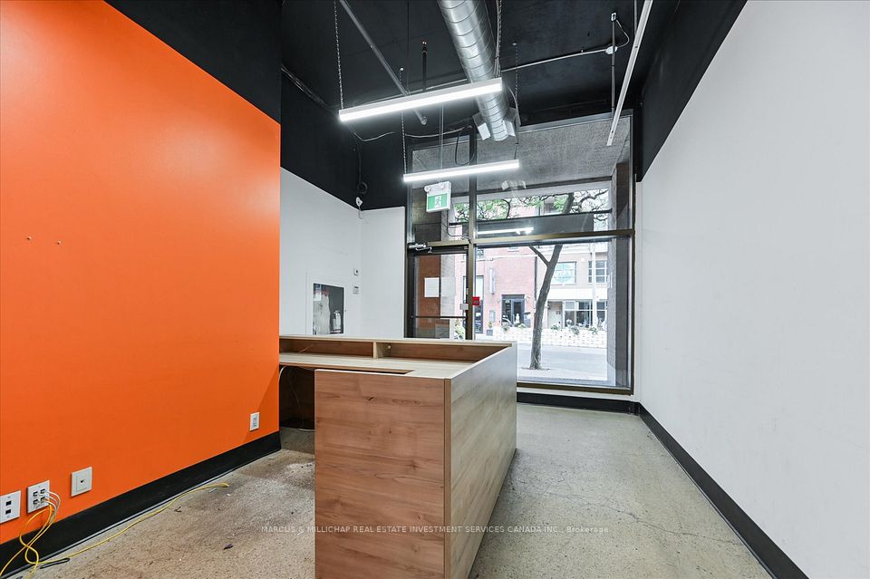170 Frederick Street, Toronto, On M5a 4j1