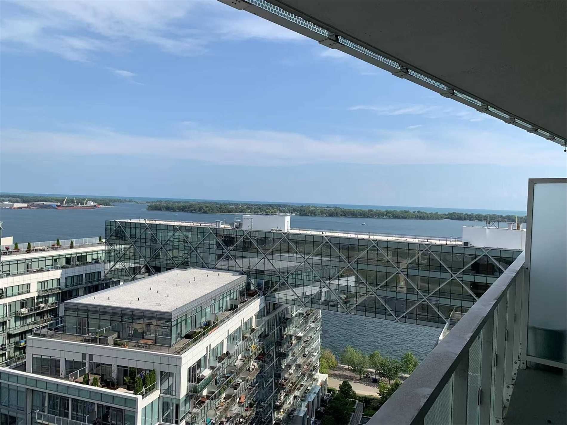 15 Queens Quay E 1810, Toronto, On M5e 0c5