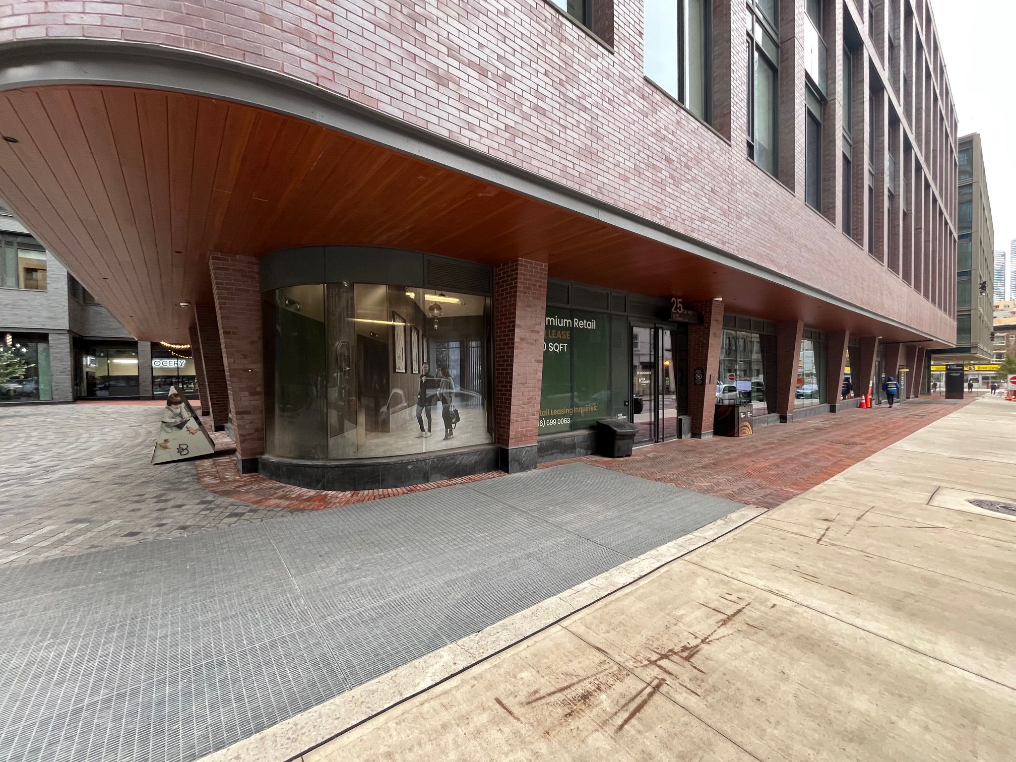 25 Dalhousie Street 3, Toronto, On M5b 0b3
