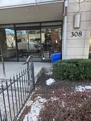 308 Palmerston Avenue 519, Toronto, On M6j 3x9