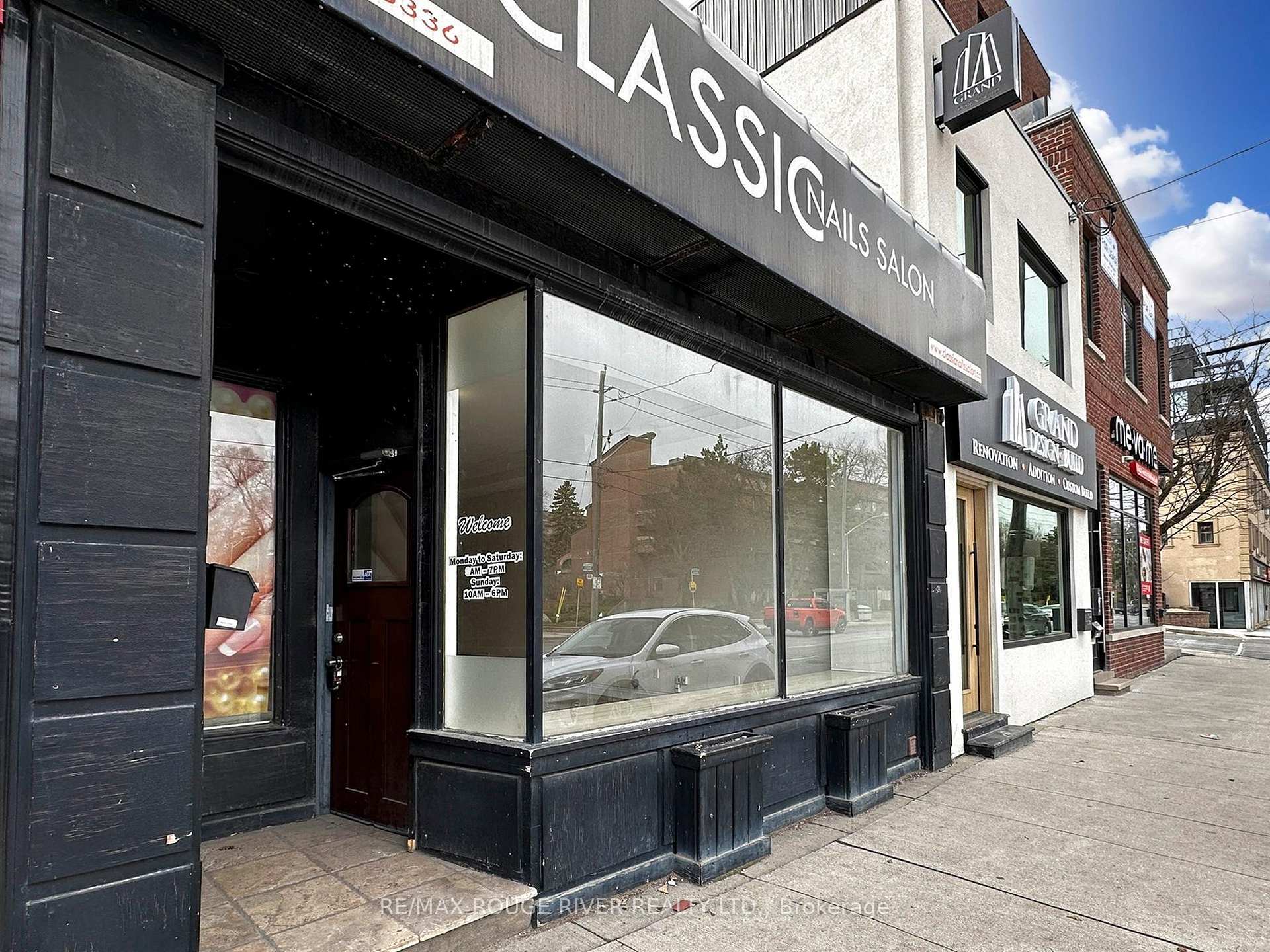 1556 Avenue Road, Toronto, On M5m 3x5