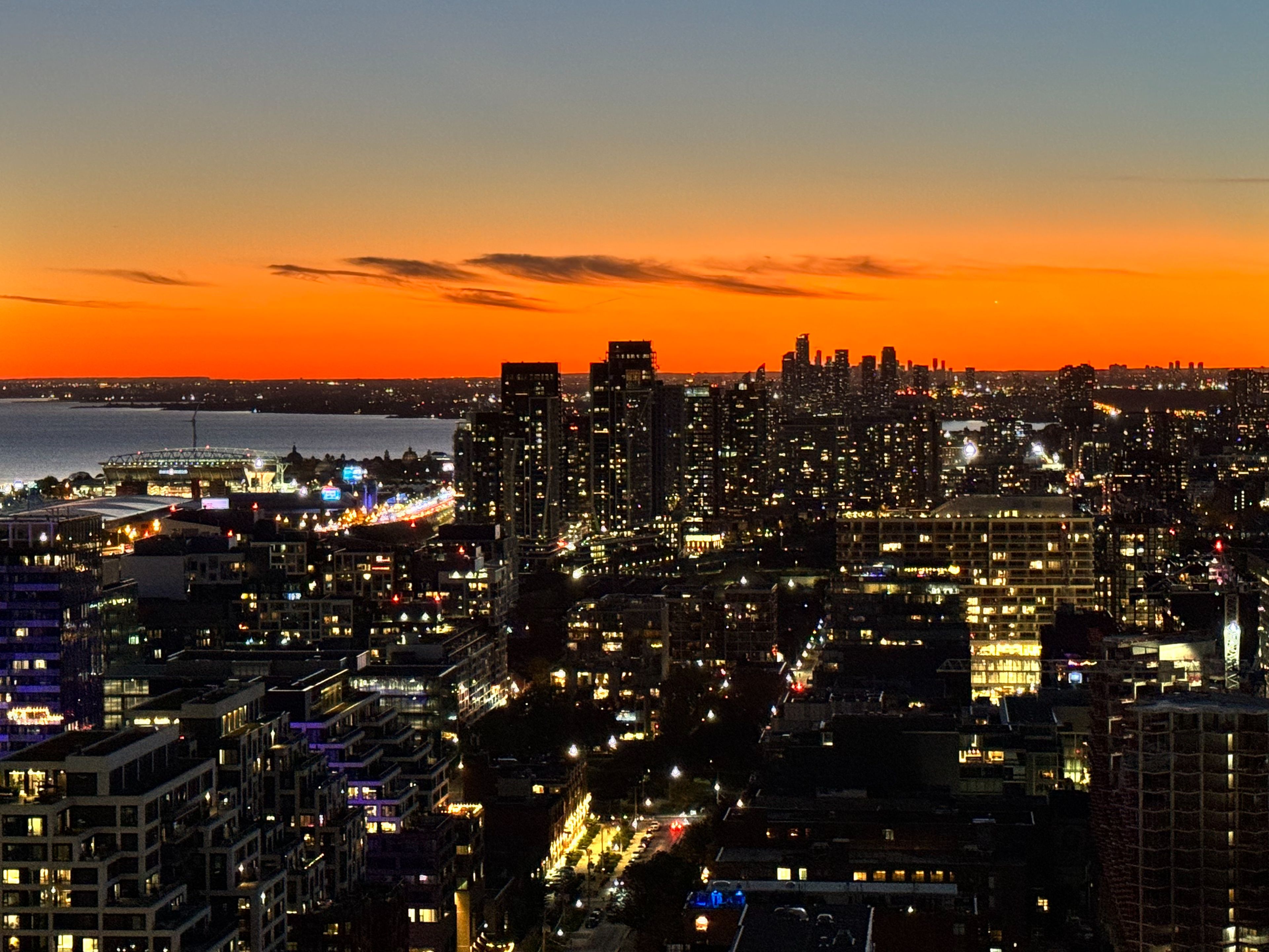 55 Mercer Street 4102, Toronto, On M5v 0w4
