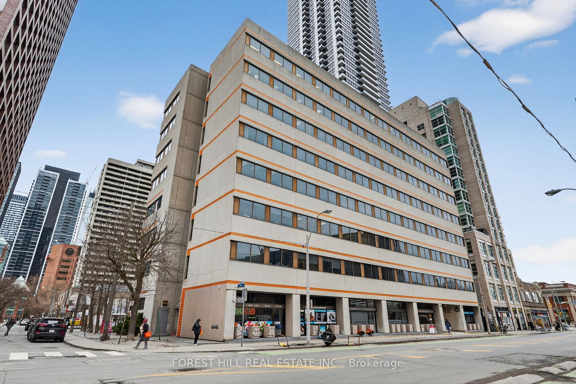 600 Sherbourne Street 702, Toronto, On M4x 1w4