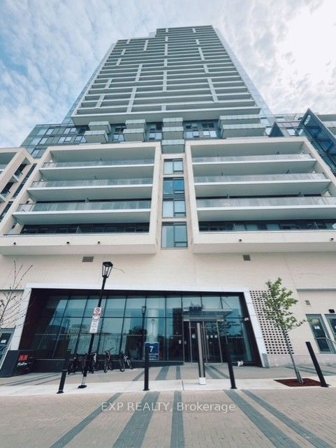 7 Golden Lion Heights N735, Toronto, On M2m 3t9