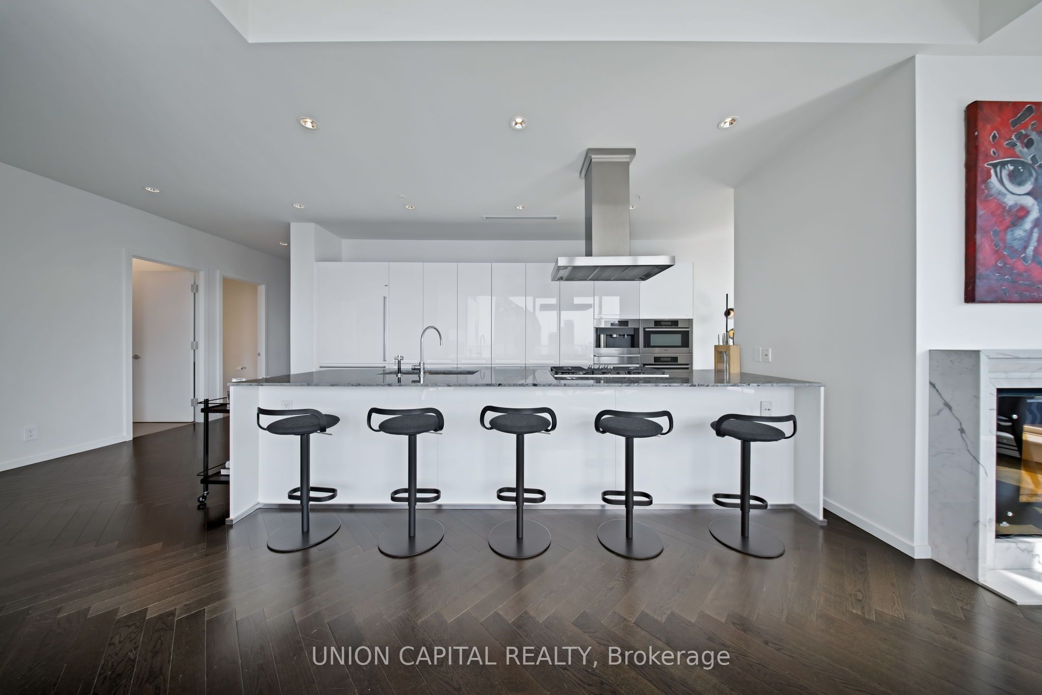 180 University Avenue 5508, Toronto, On M5h 0a2