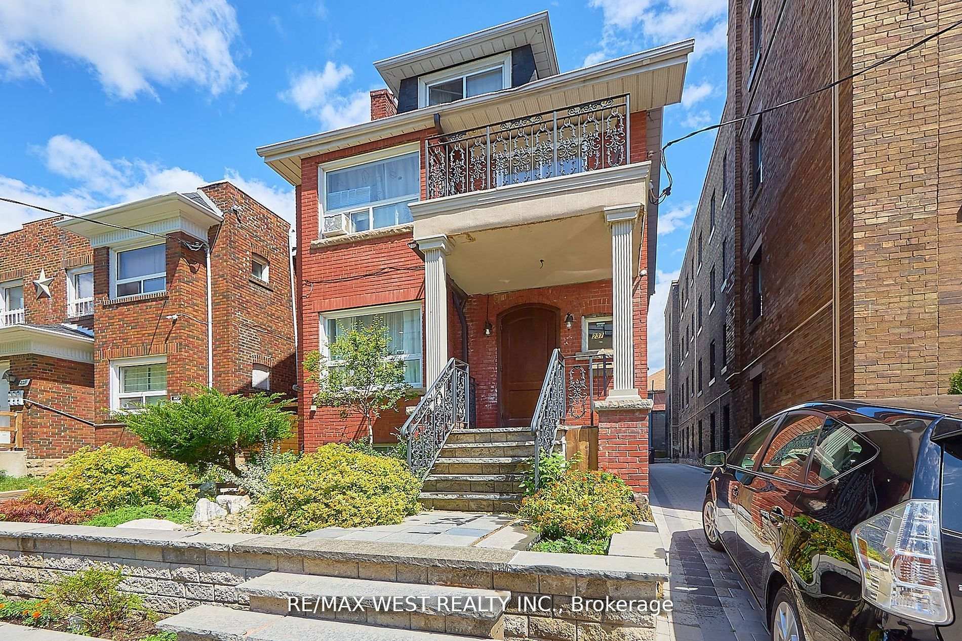 237 Vaughan Road Bsmt, Toronto, On M6c 2m8