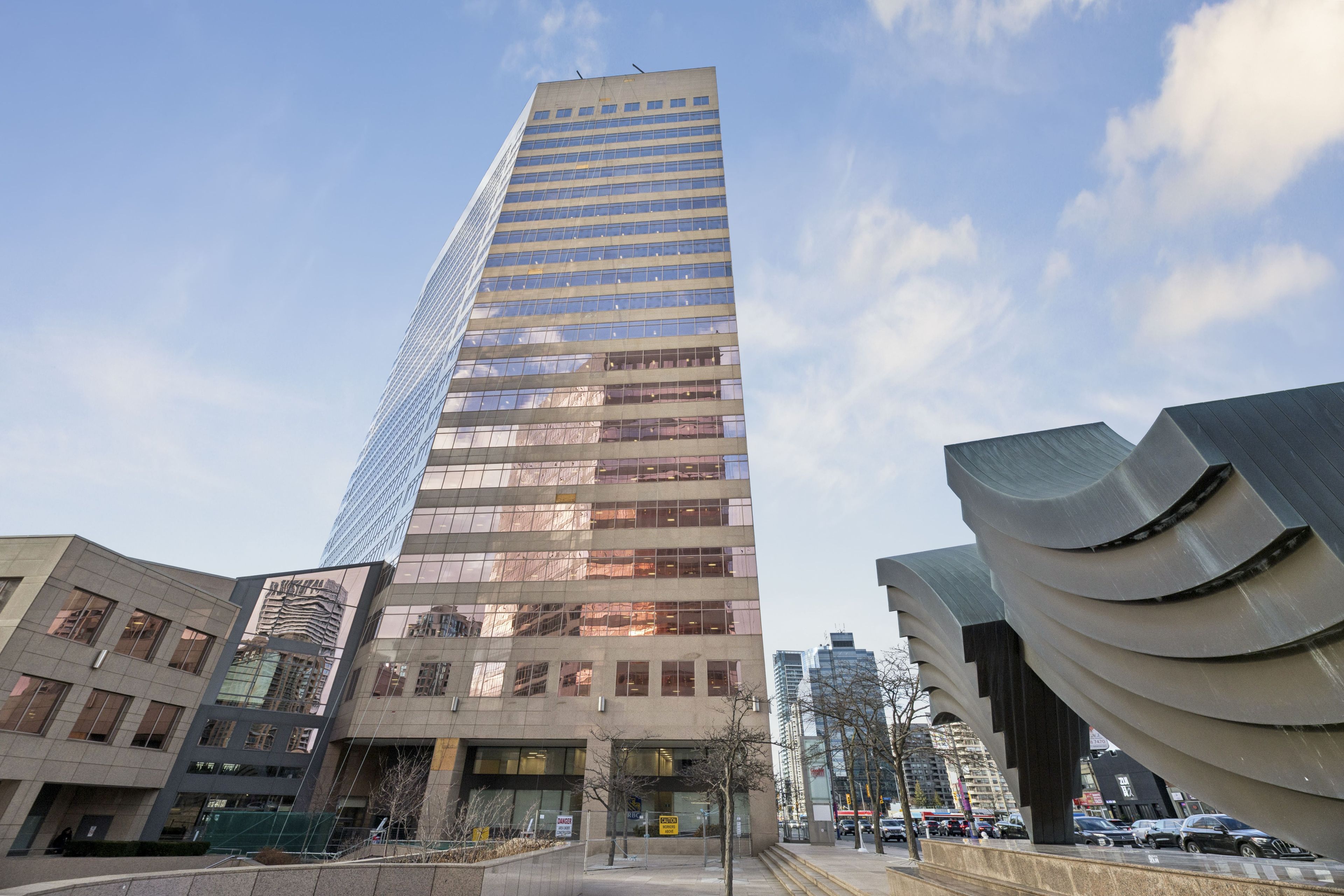5650 Yonge Street 205, Toronto, On M2m 4h5