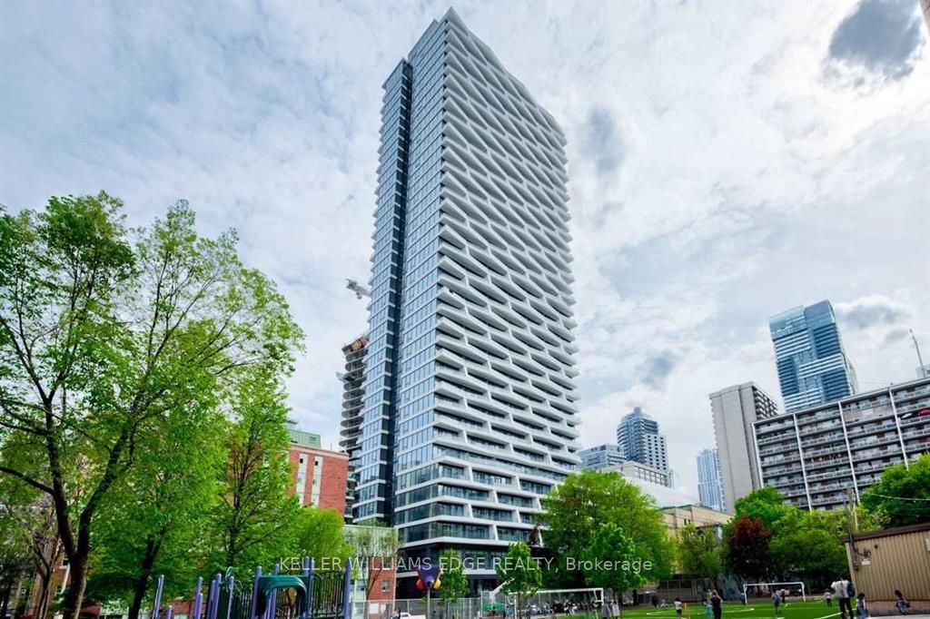 85 Wood Street 3609, Toronto, On M4y 0e8