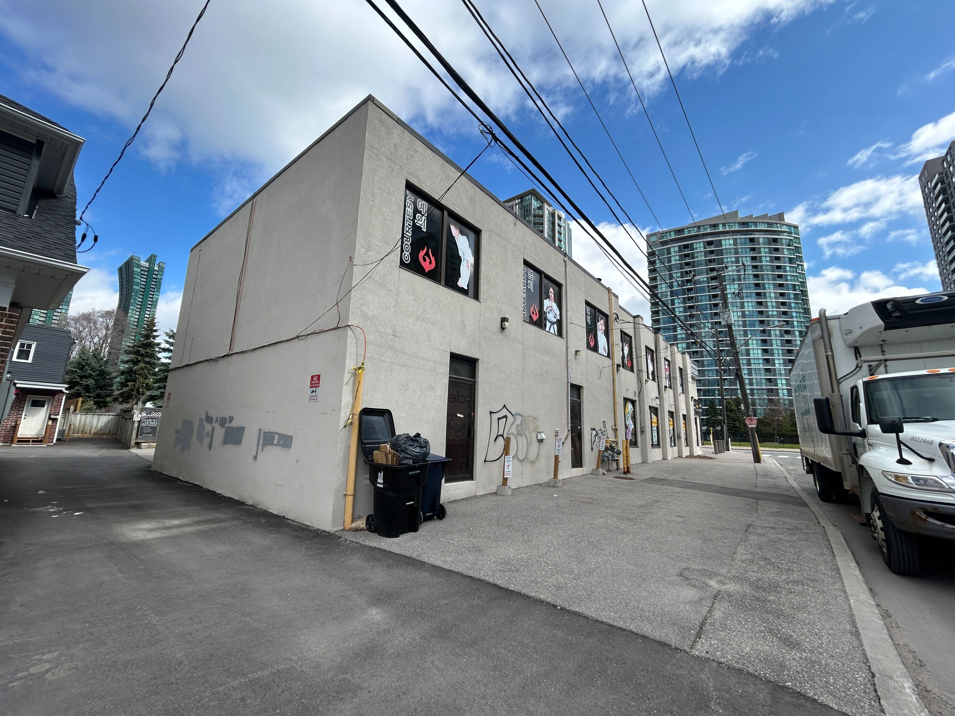 4578 Yonge Street Suite 100, Toronto, On M2n 5l7