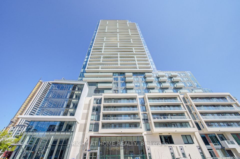 8 Olympic Garden Drive S2410, Toronto, On M2m 0b9