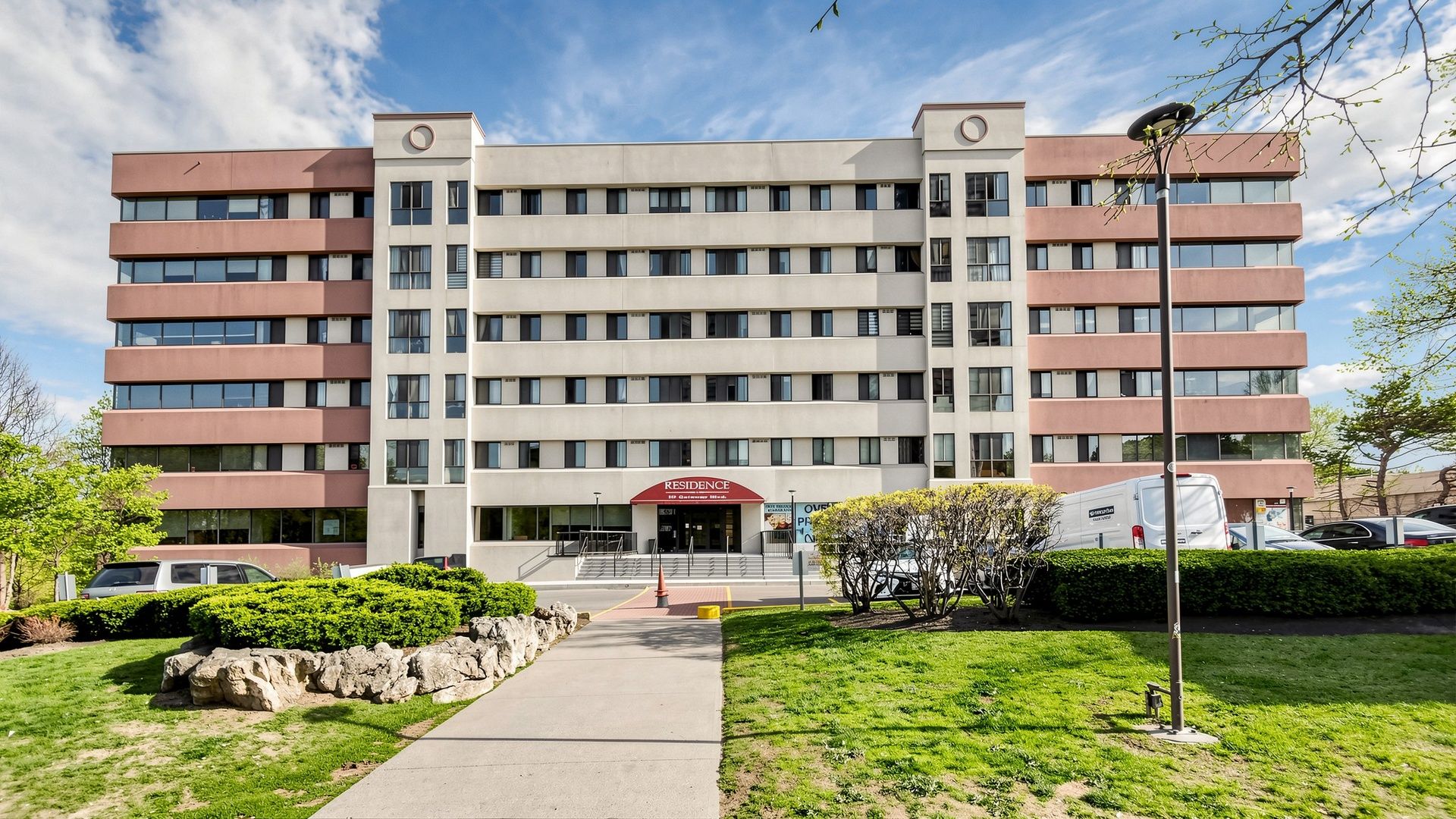 10 Gateway Boulevard 616, Toronto, On M3c 3a1