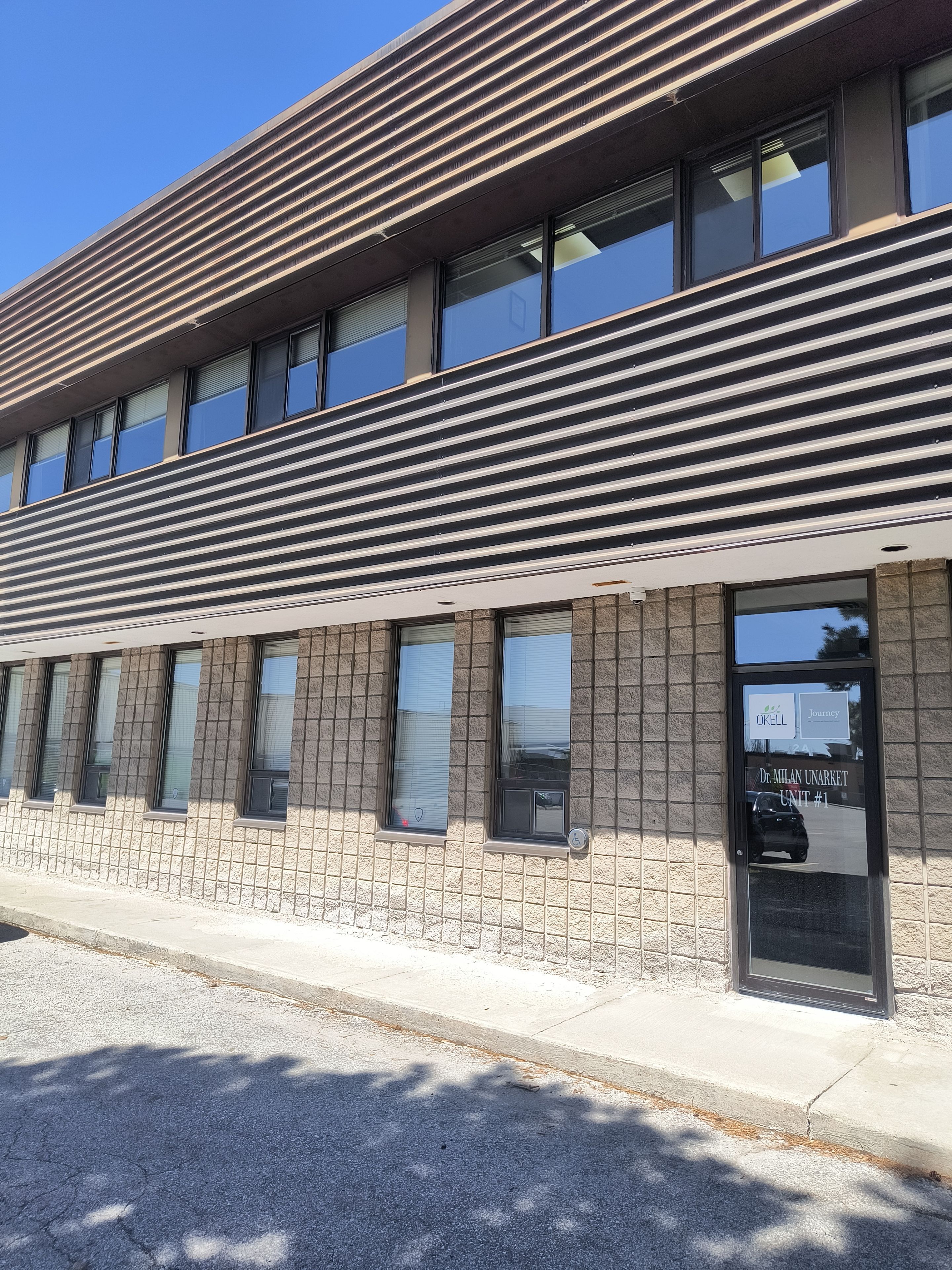 12 Upjohn Road 2a, Toronto, On M3b 2v9