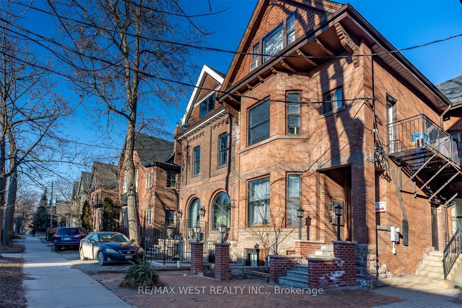 125 Madison Avenue, Toronto, On M5r 2s3