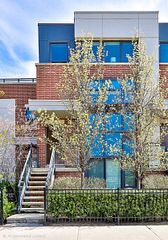 35 Oak Street, Toronto, On M5a 0a2