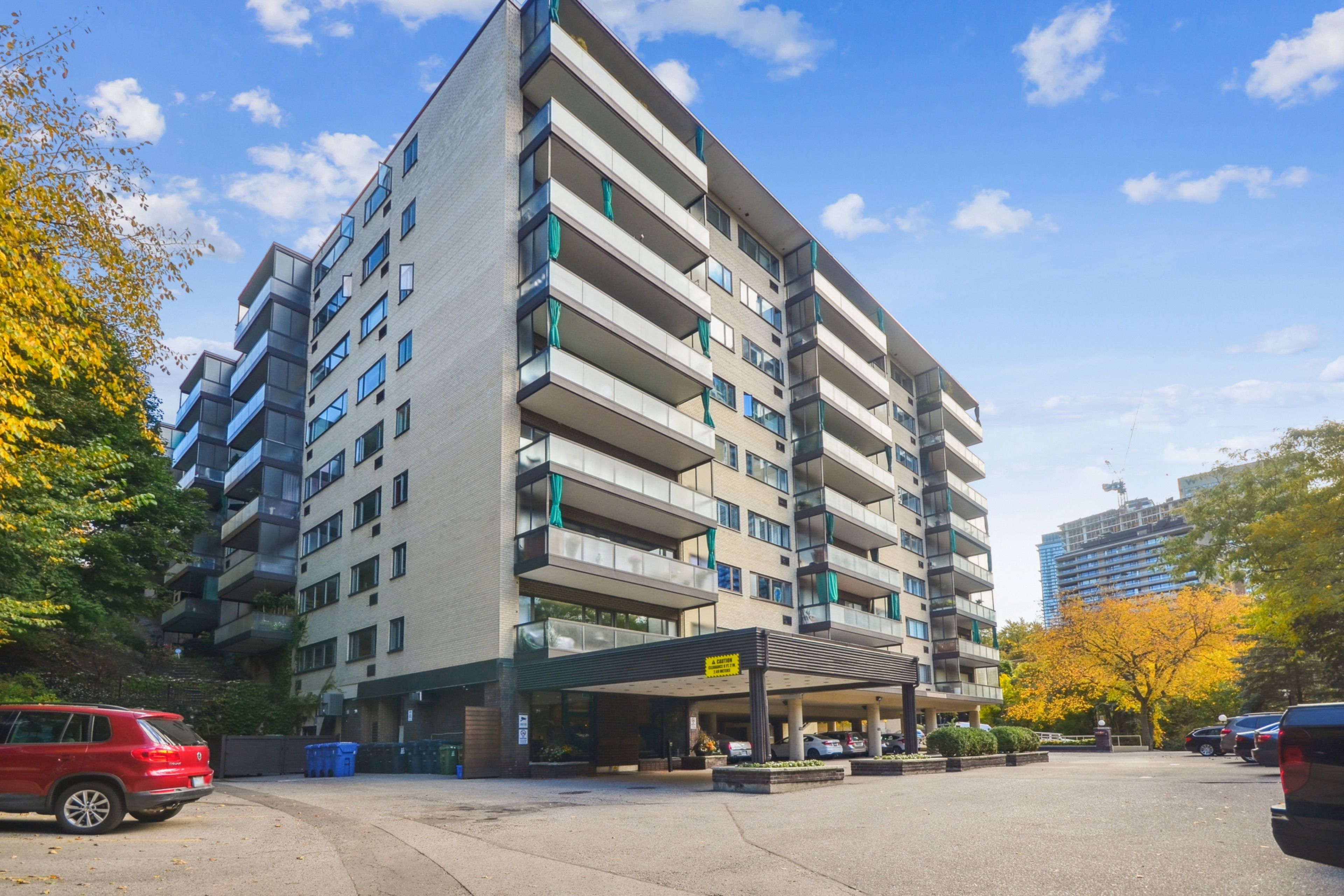 120 Rosedale Valley Road 512, Toronto, On M4w 1p8