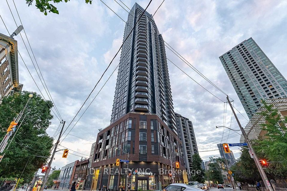 159 Wellesley Street E 1308, Toronto, On M4y 0h5