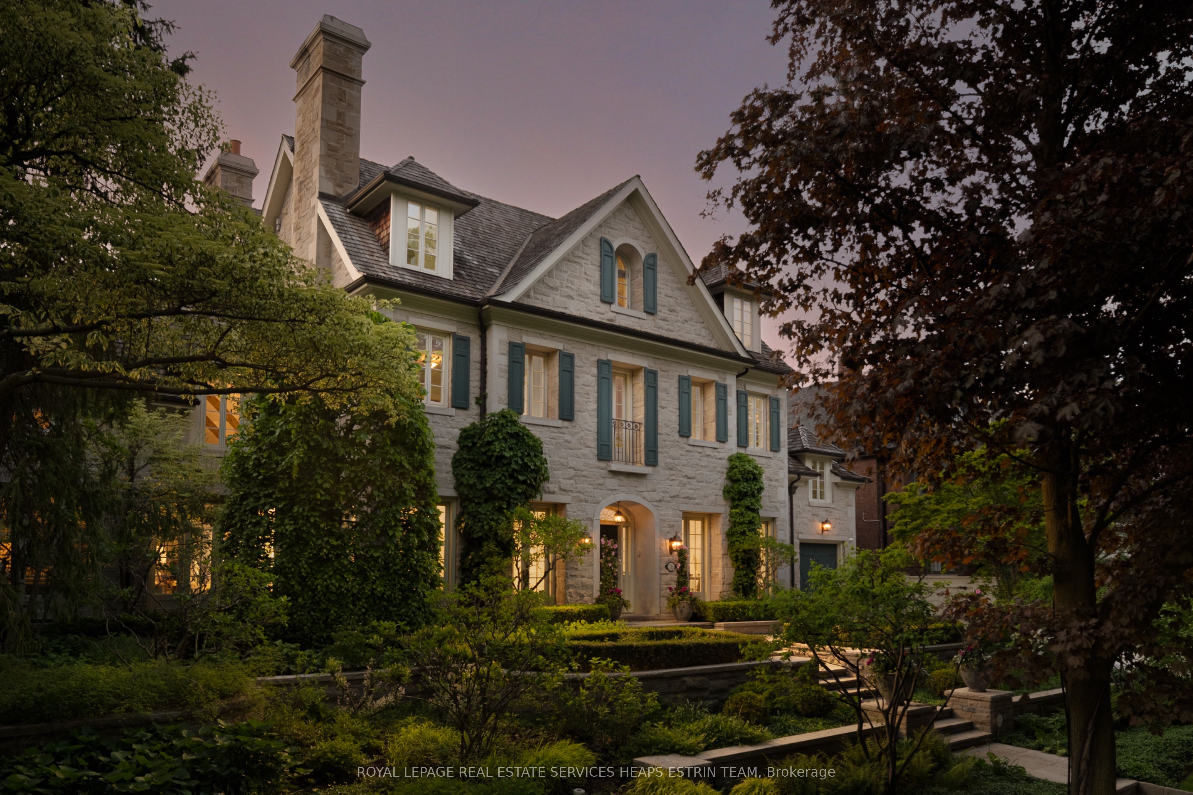 76 Binscarth Road, Toronto, On M4w 1y4