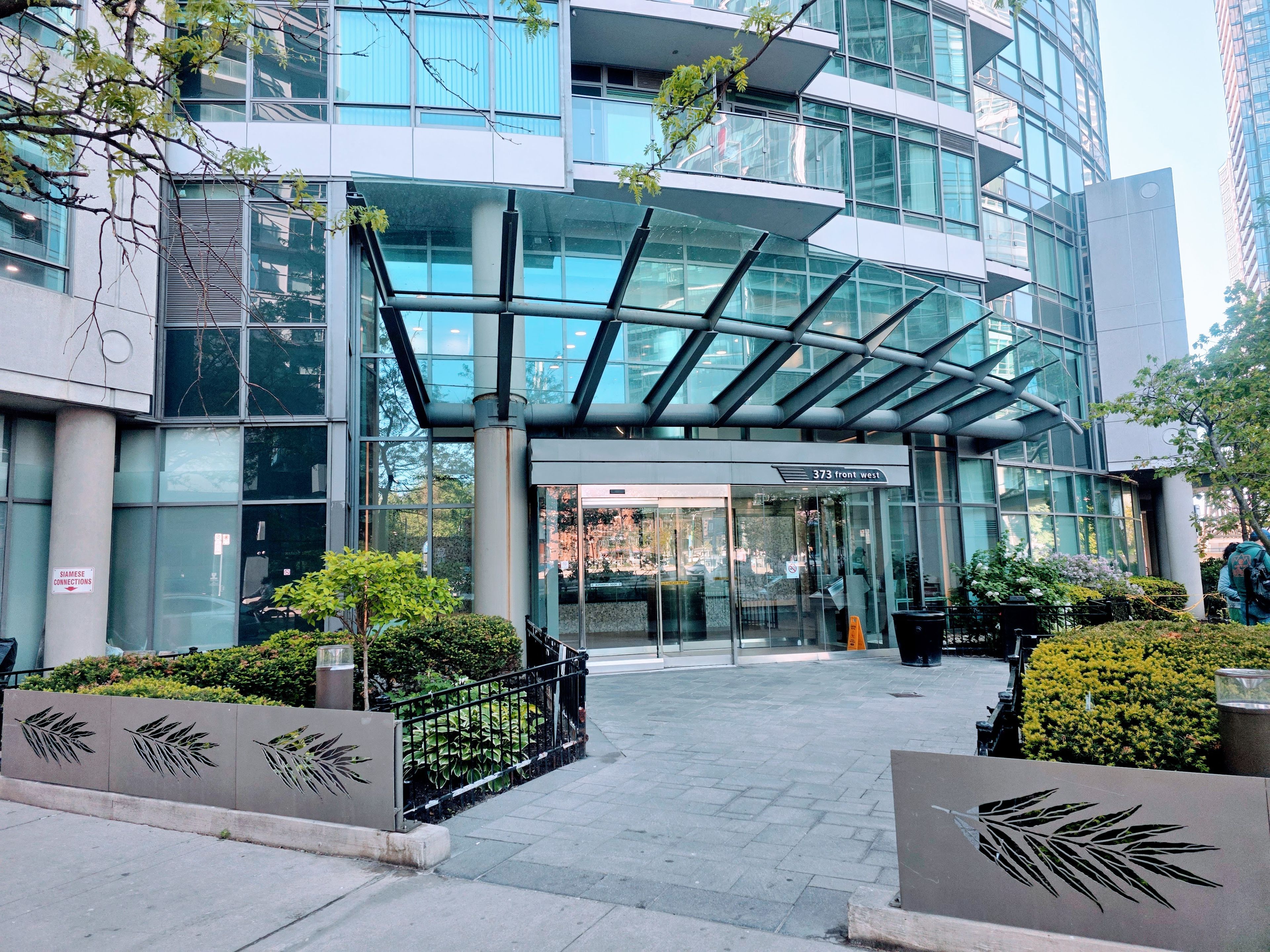 373 Front Street W 1703, Toronto, On M5v 3r7