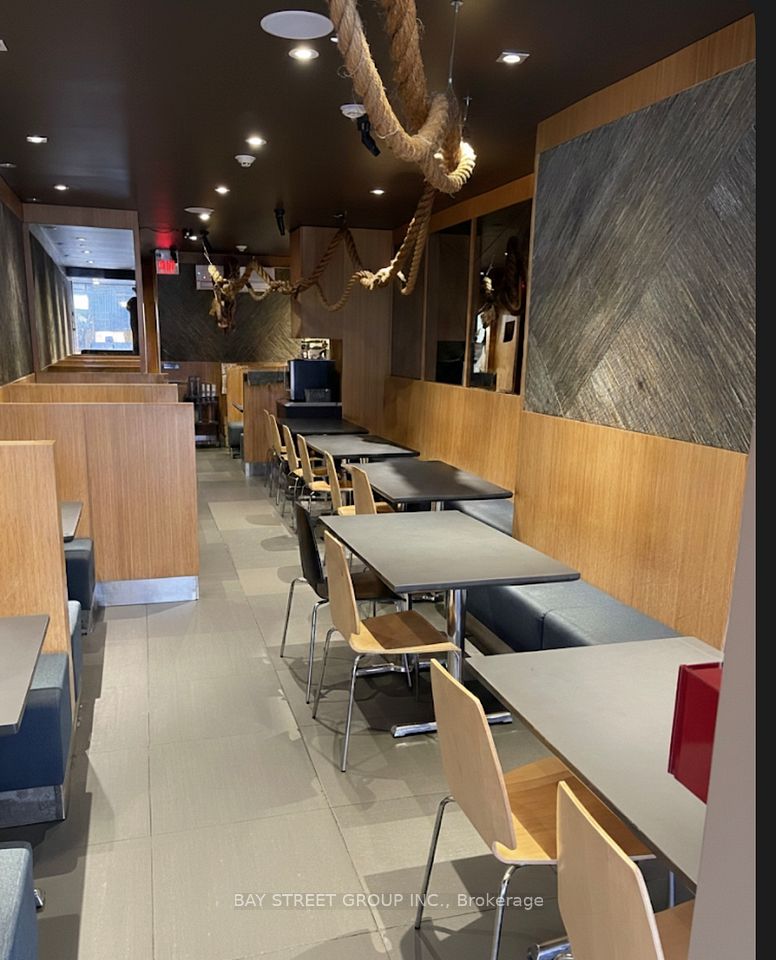 650 Yonge Street, Toronto, On M4y 2a6