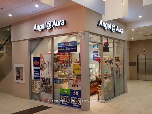 384 Yonge Street 19, Toronto, On M5b 1s8