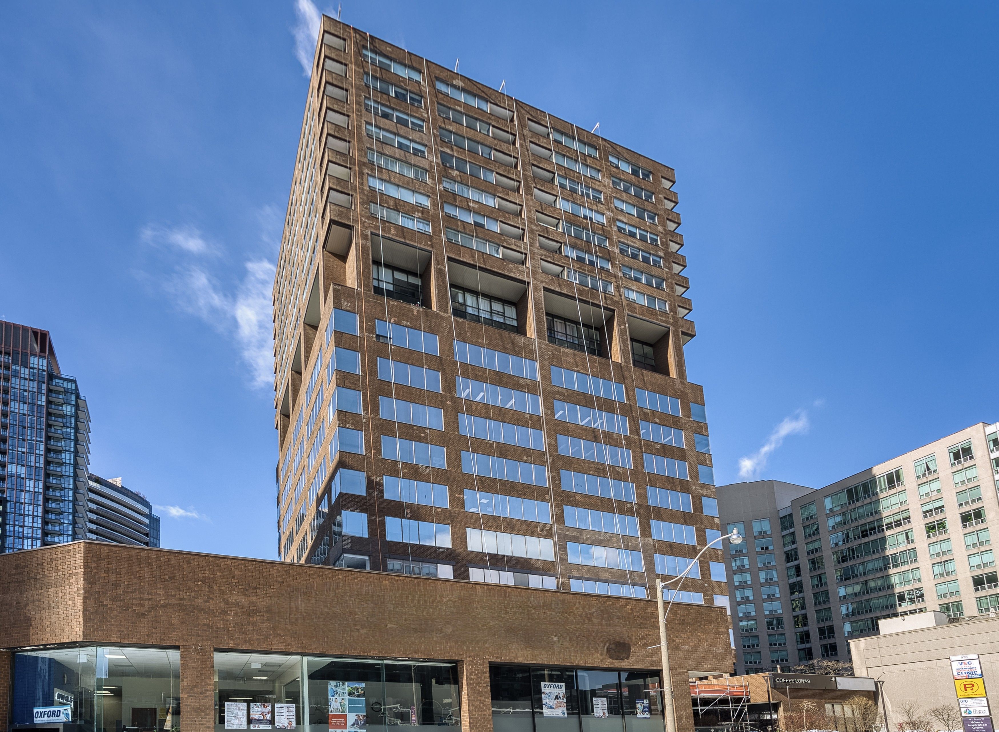 920 Yonge Street 800, Toronto, On M4w 3c7