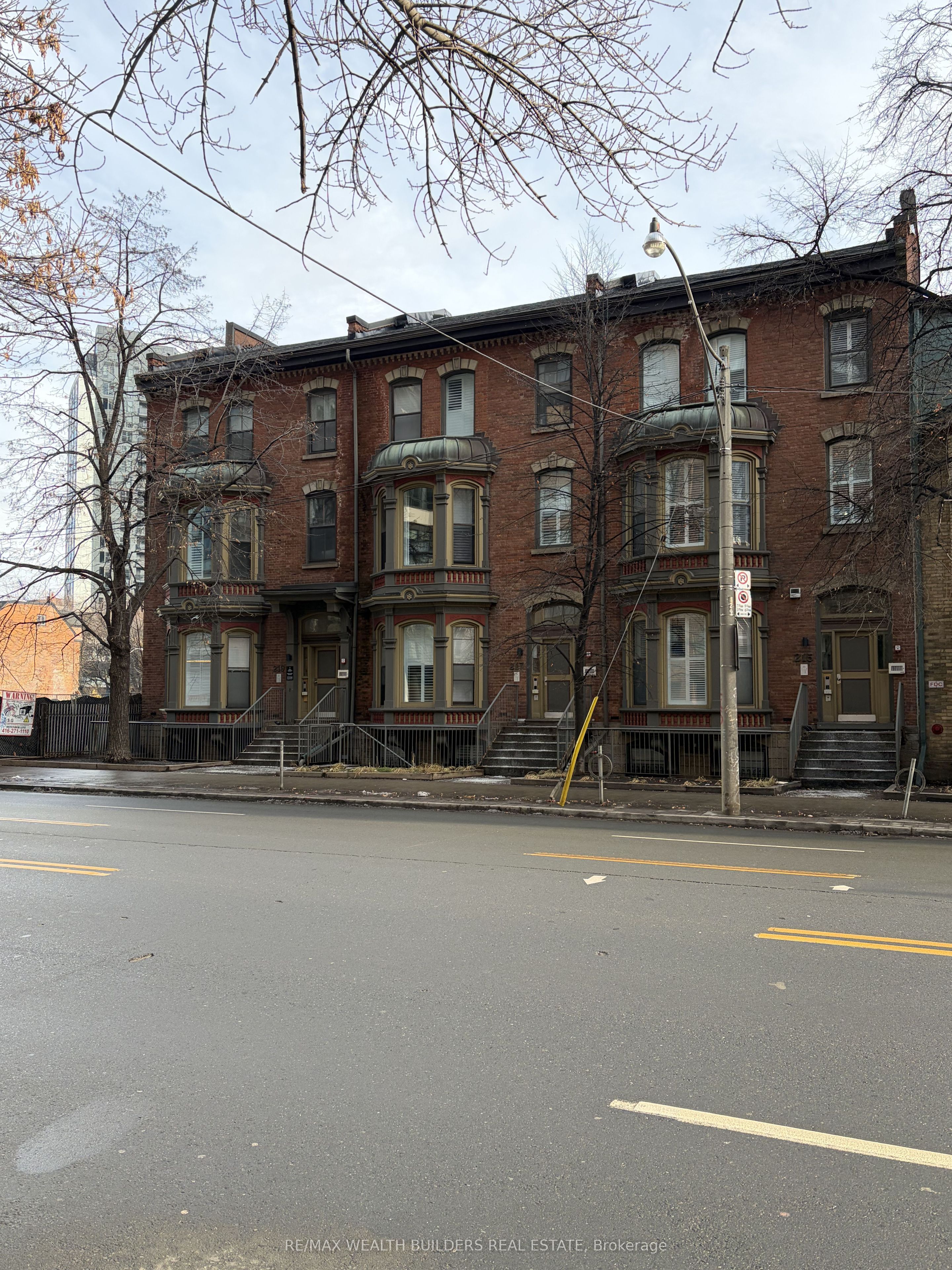 211 Jarvis Street 4, Toronto, On M5j 2c1