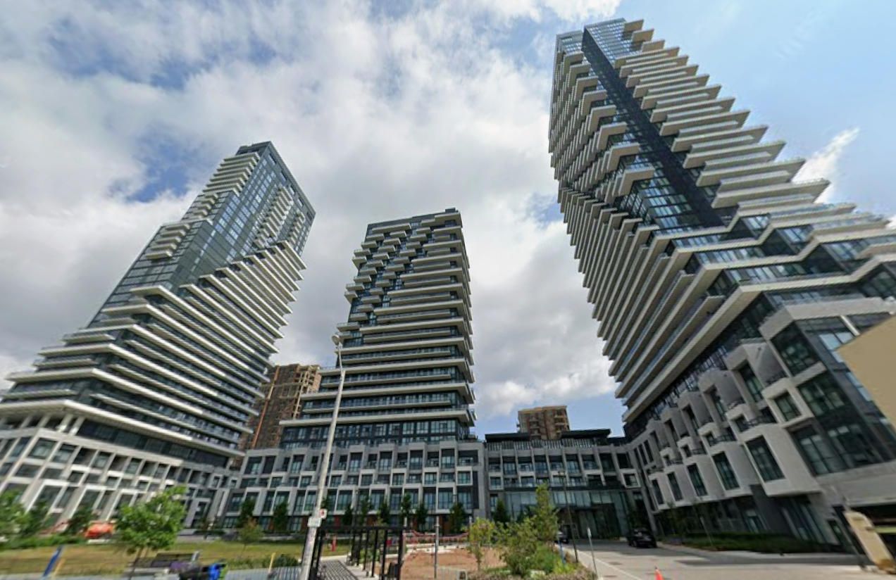 30 Inn On The Park Drive 706, Toronto, On M3c 0p7