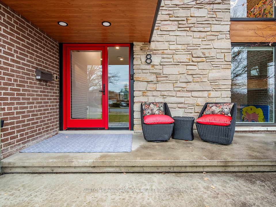 8 Foxdale Court, Toronto, On M2k 2p2