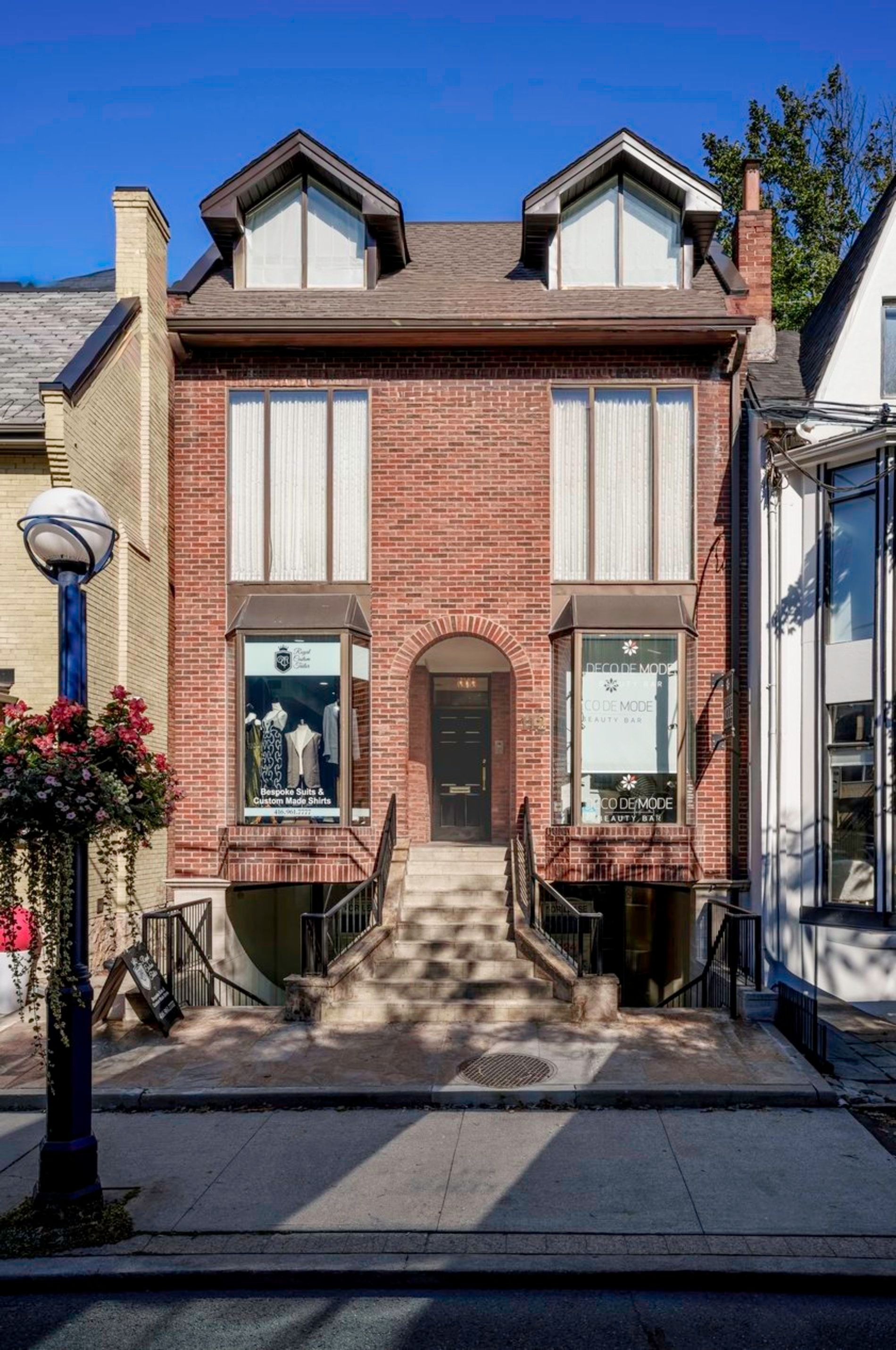 112 Scollard Street, Toronto, On M5r 0a1
