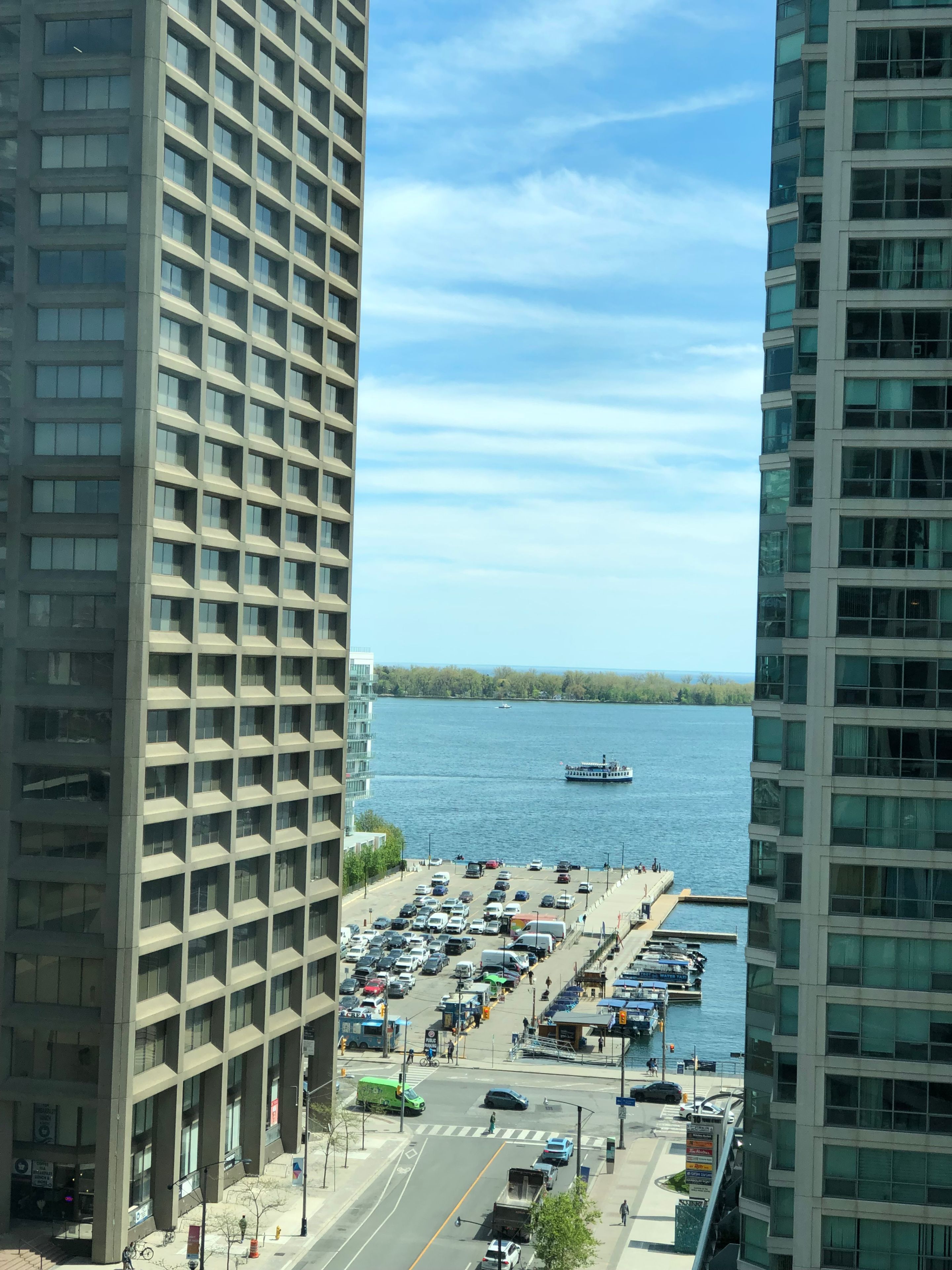 16 Yonge Street 1310, Toronto, On M5e 2a1