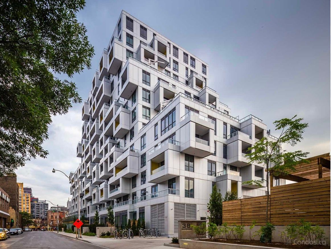 38 Cameron Street 608, Toronto, On M5t 0c3