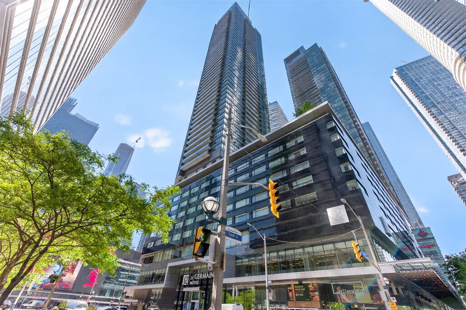 65 Bremner Boulevard 4607, Toronto, On M5j 0a7