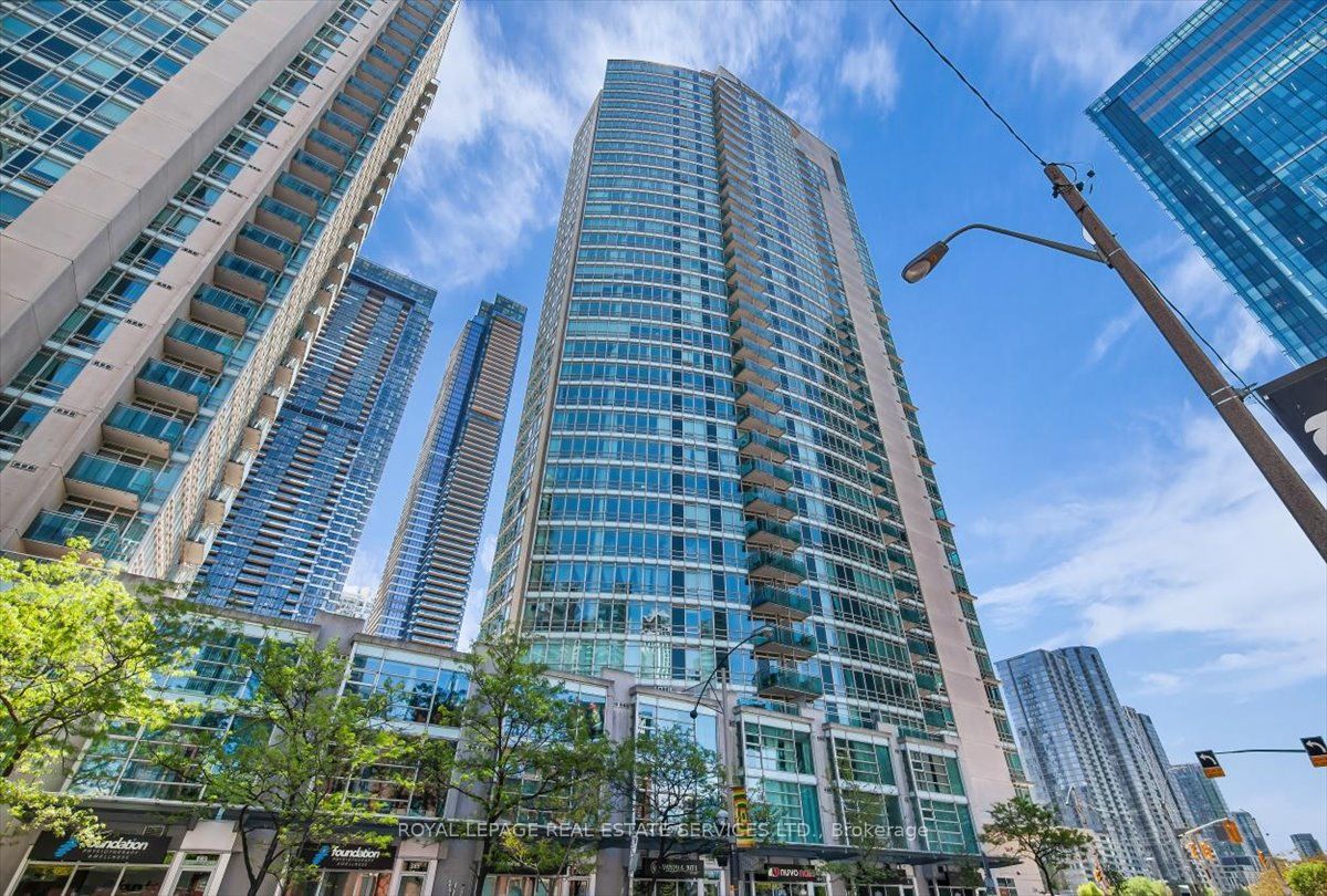 397 Front Street W 911, Toronto, On M5v 3s1