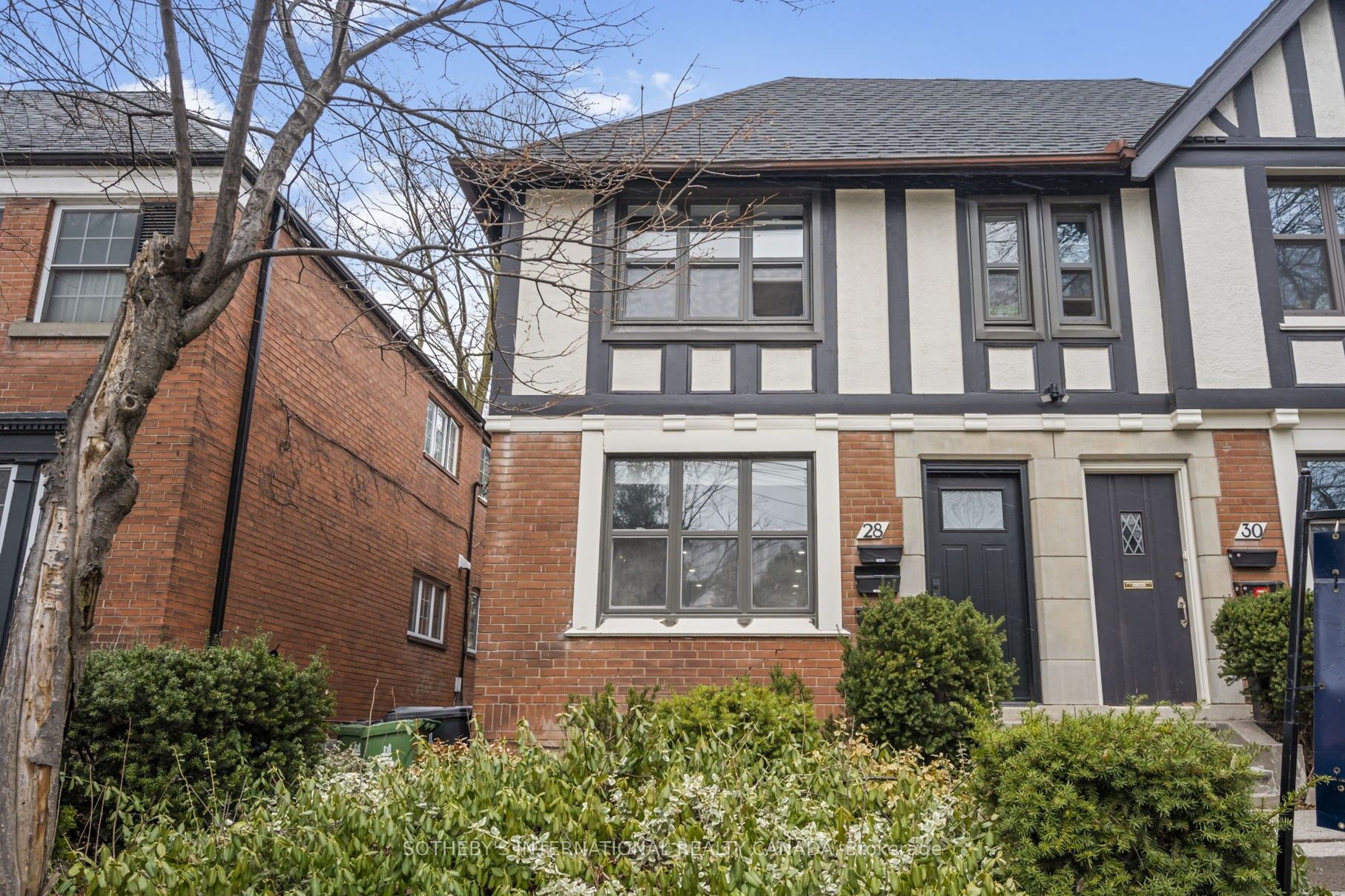 28 Strathgowan Avenue Bsmnt, Toronto, On M4n 1b9