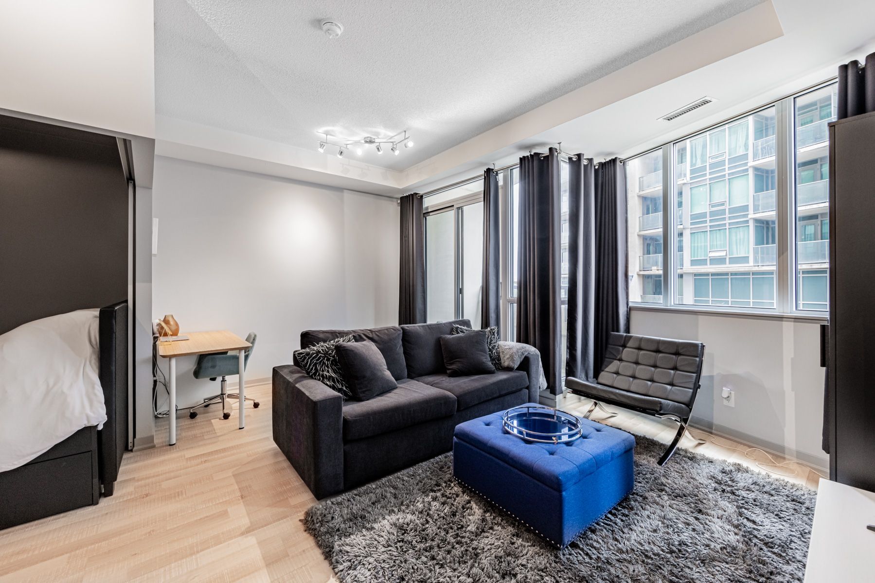 51 East Liberty Street 202, Toronto, On M6k 3p8