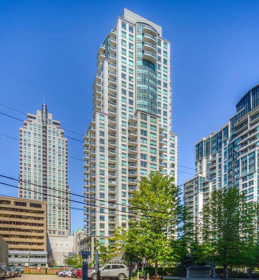 21 Hillcrest Avenue 305, Toronto, On M2n 7k2