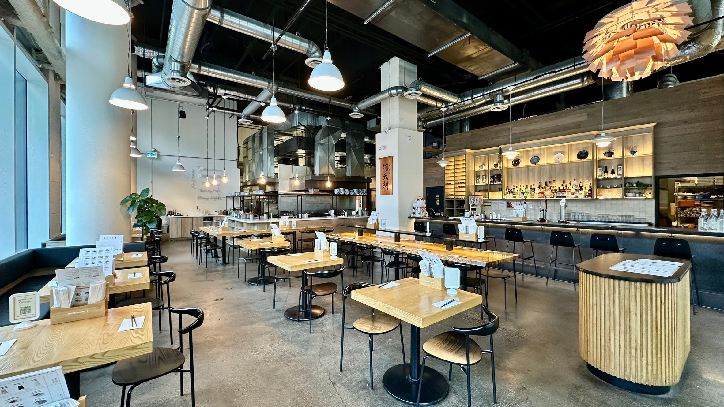 411 Church Street 5, Toronto, On M5b 2a4