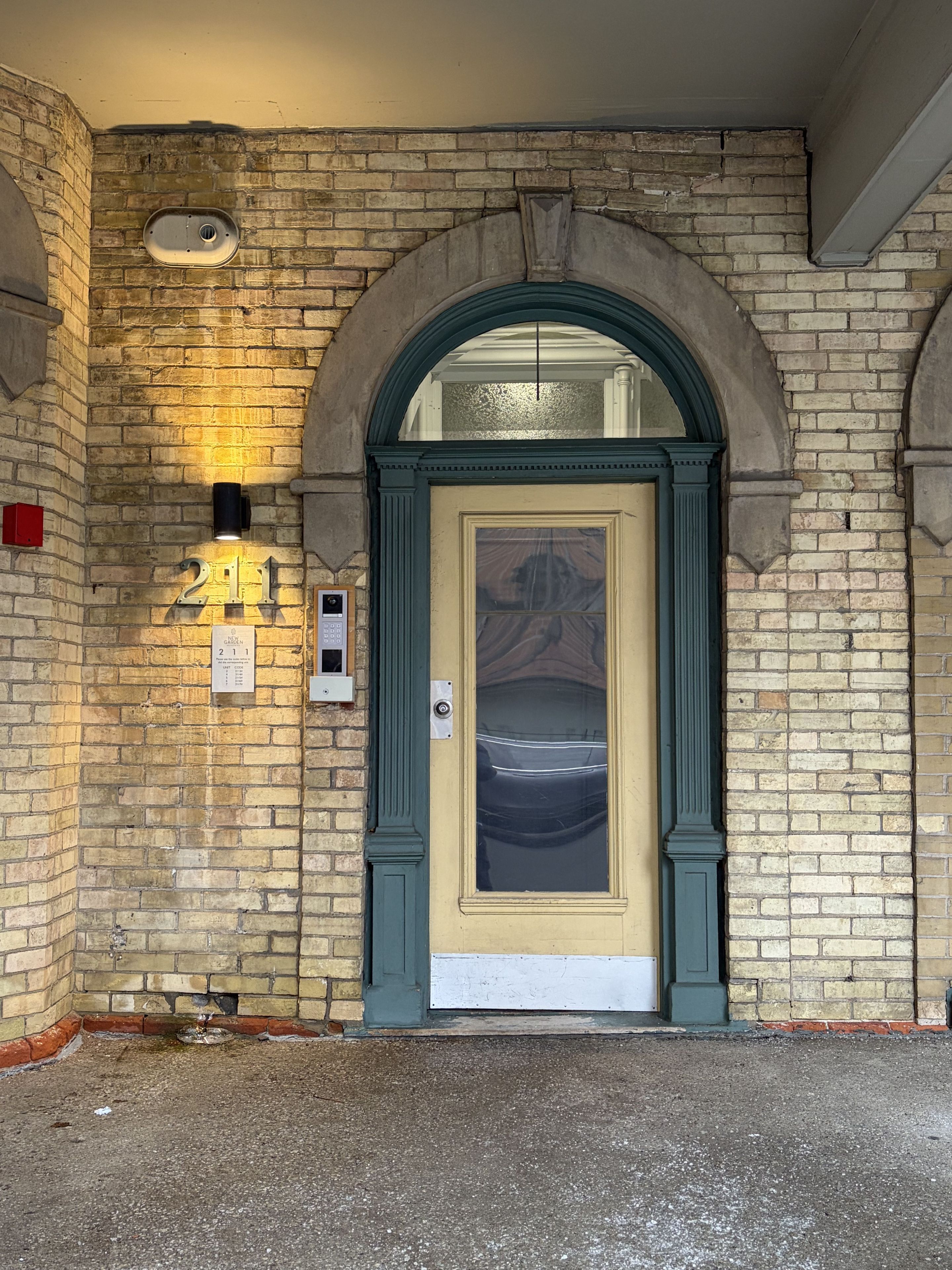 207 Jarvis Street 7, Toronto, On M5j 2c1