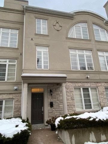 51 York Mills Road 302, Toronto, On M2p 1b6