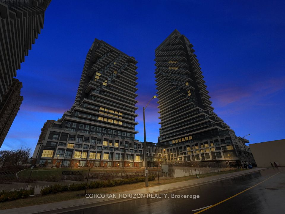 30 Inn On The Park Drive 221, Toronto, On M3c 0p7