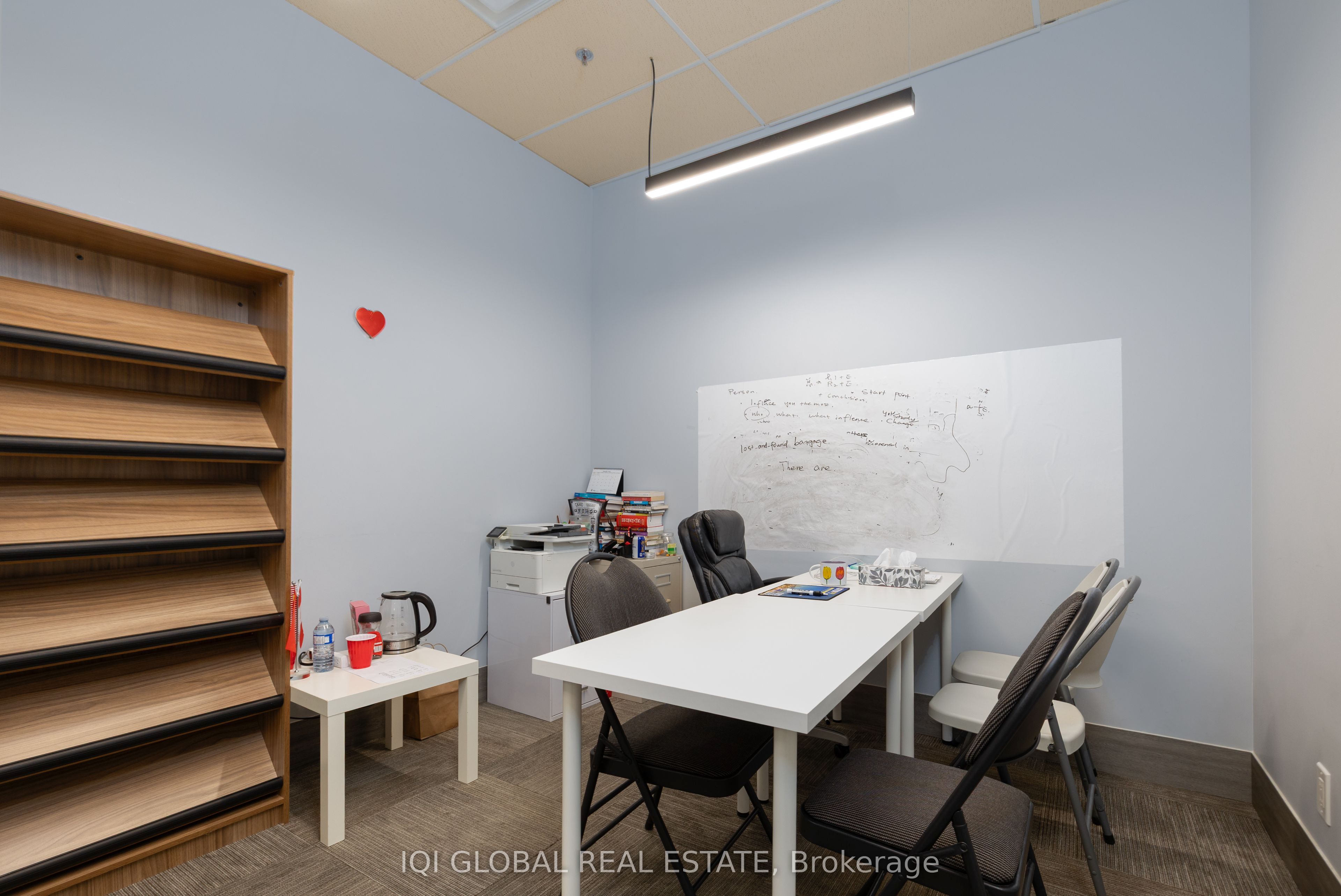 60 Scarsdale Road 112 (Office 2), Toronto, On M3b 2r7