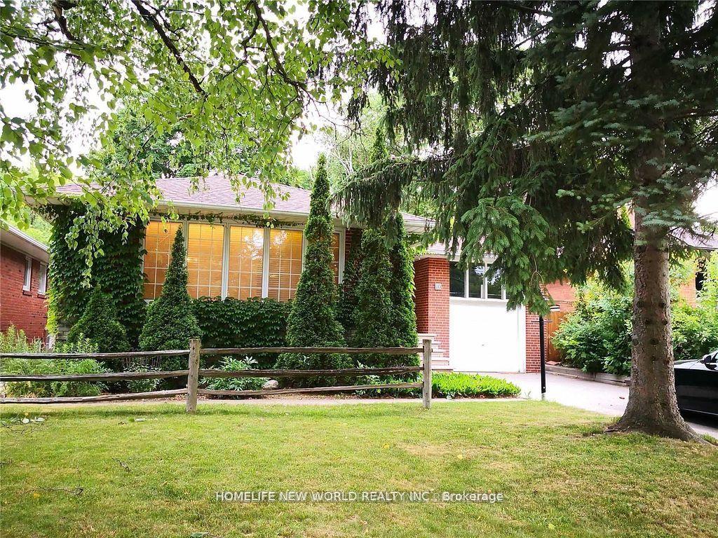 10 Millgate Crescent, Toronto, On M2k 1l6