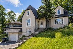 143 Steeles Avenue E Main, Toronto, On M2m 3y5