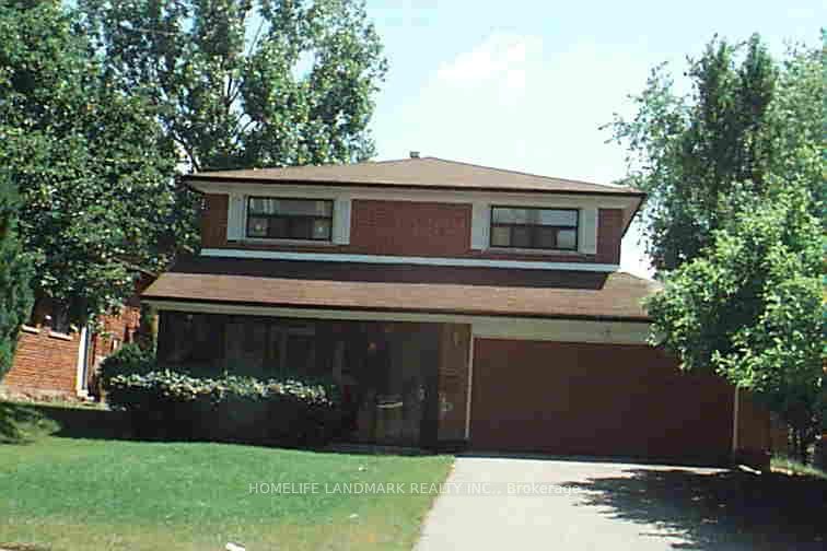 17 N Deerford Road, Toronto, On M2j 3h9