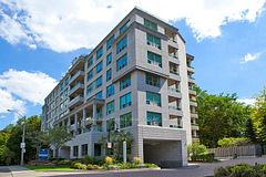 17 Brookbanks Drive 104, Toronto, On M3a 3r9