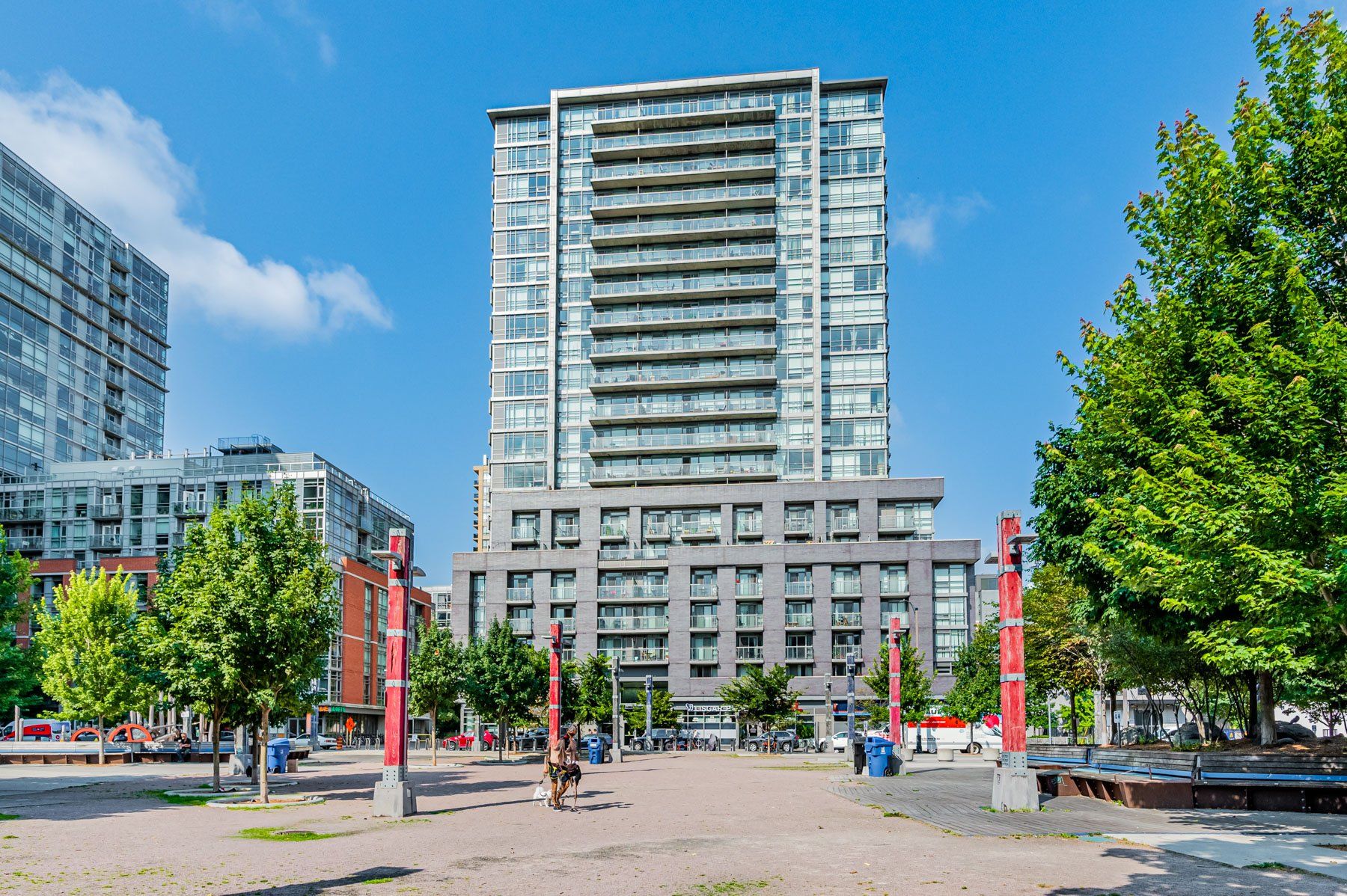 68 Abell Street 528, Toronto, On M6j 0b1