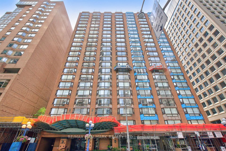 1166 Bay Street Ph1, Toronto, On M5s 2x8