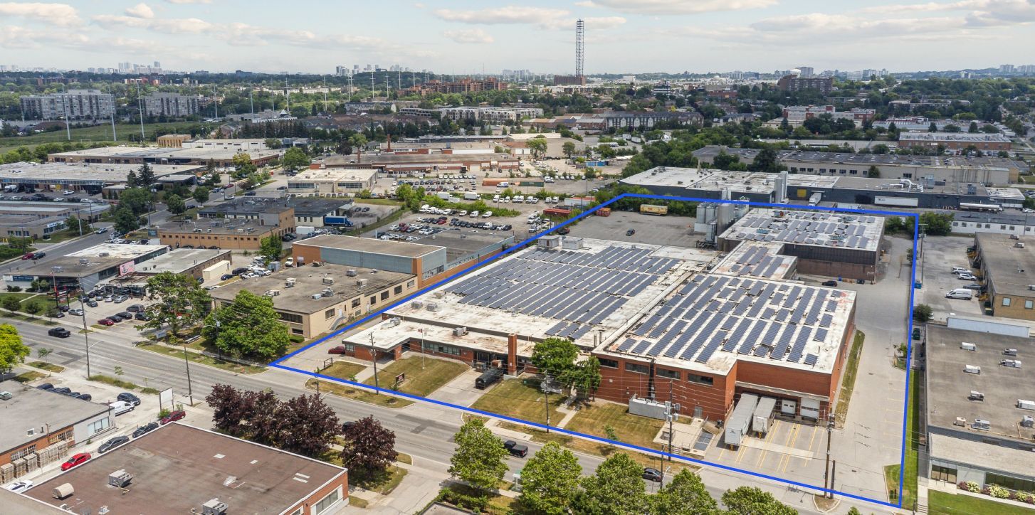 125 Bermondsey Road 1, Toronto, On M4a 1x3
